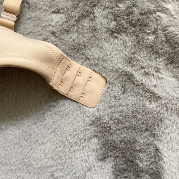 NWT Van Elle t shirt bra beige size 38D - Picture 3 of 6